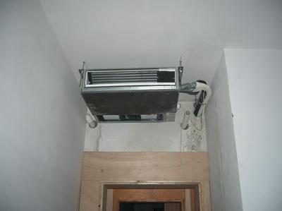 天津盛世國(guó)泰科技公司 供應(yīng)高效節(jié)能的美的風(fēng)冷冷熱水模塊式中央空調(diào)